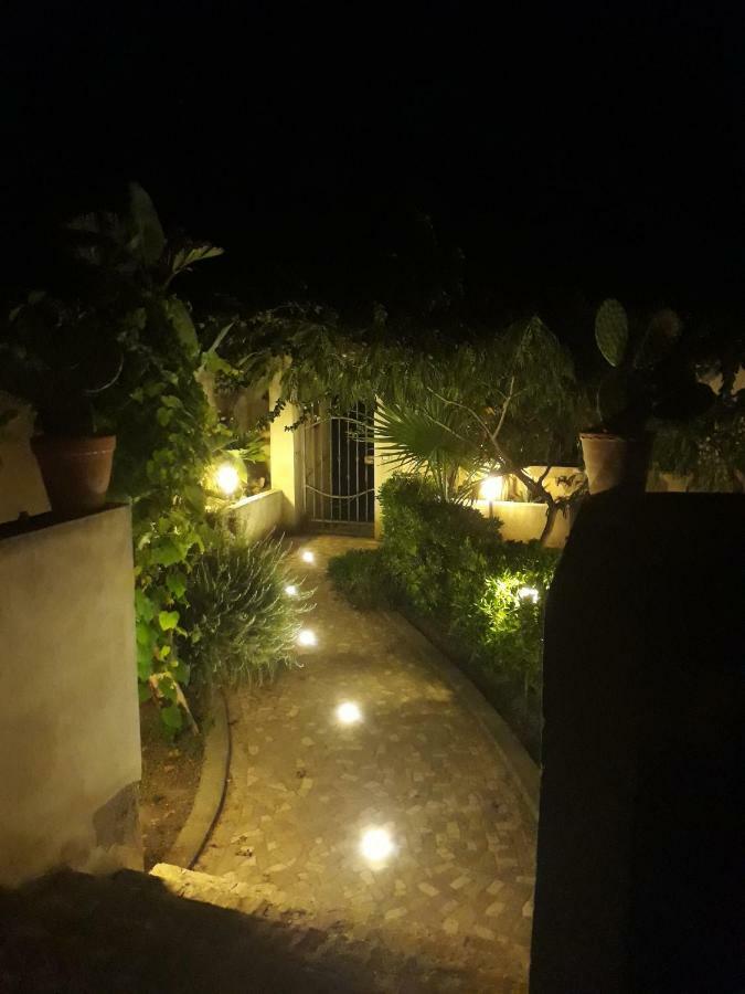 Domus Austri Villa Messina Luaran gambar